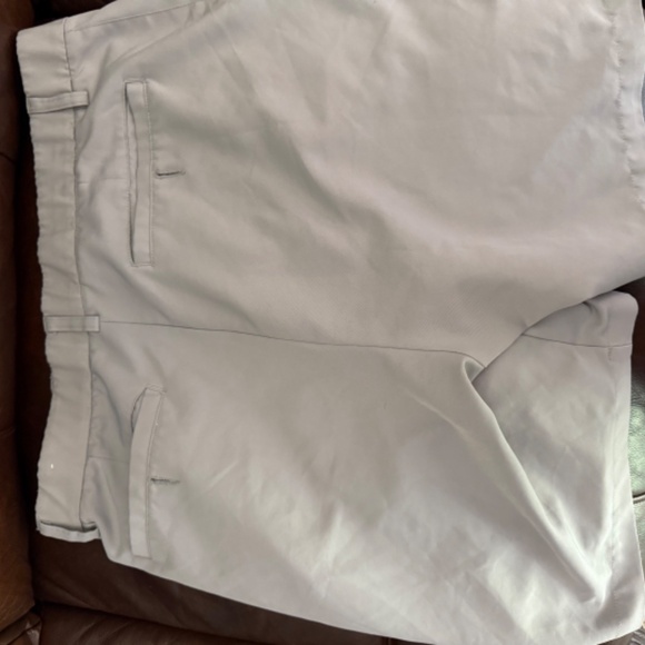 Saddlebred Grey Shorts - Picture 3 of 3